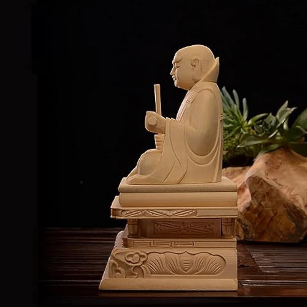 日蓮聖人坐像　木彫り　仏像 Amazon｜木彫り仏像 日蓮聖人座像 日蓮上人 (日蓮宗 法華経) 桧