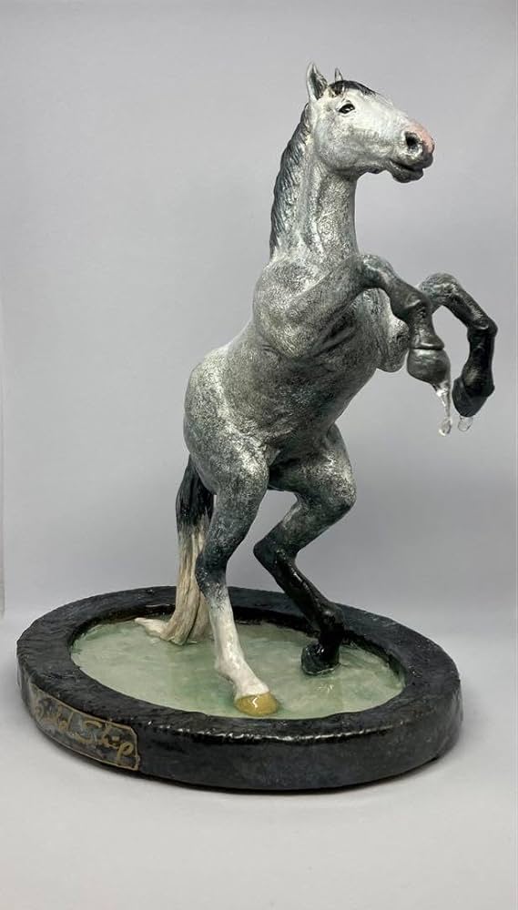 馬 フィギュア 競馬 ハンドメイド　Handmade Horse Statue Amazon.co.jp: Horse Racing Gold Ship Figure Handmade Horse