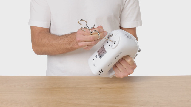 Sbattitore Elettrico SEVERIN HM 3820 Da 300W - Con Fruste E Ganci In Acciaio, 5 Velocità E Turbo, Bianco - Foto 2