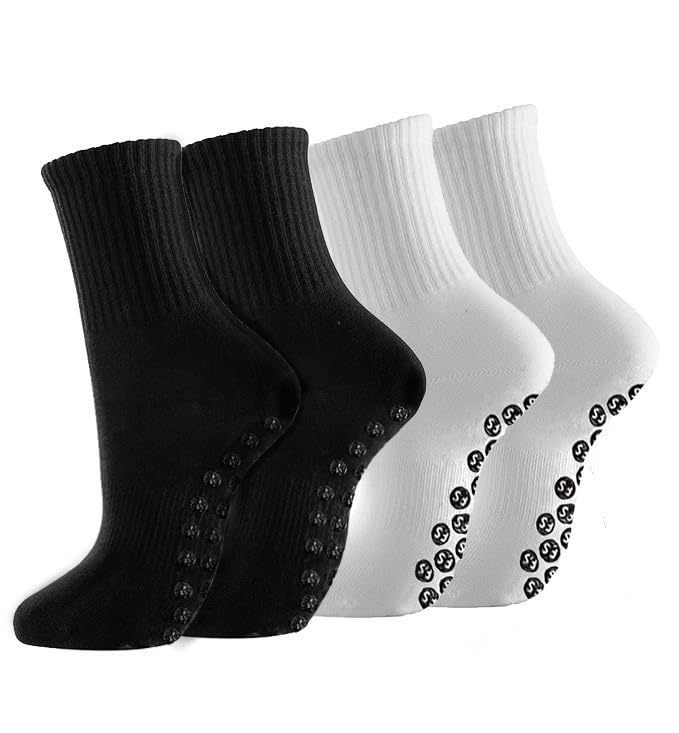 Non-Slip Athletic Grip Socks, 4 Pairs, Black and White, for Pilates and Sports (US, Alpha, Small, Black/white)
