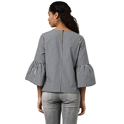 Image of Harpa Round Neck Checked Top