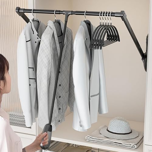 Barre de penderie coulissante pour retrouver le plaisir d'un dressing toujours ordonné