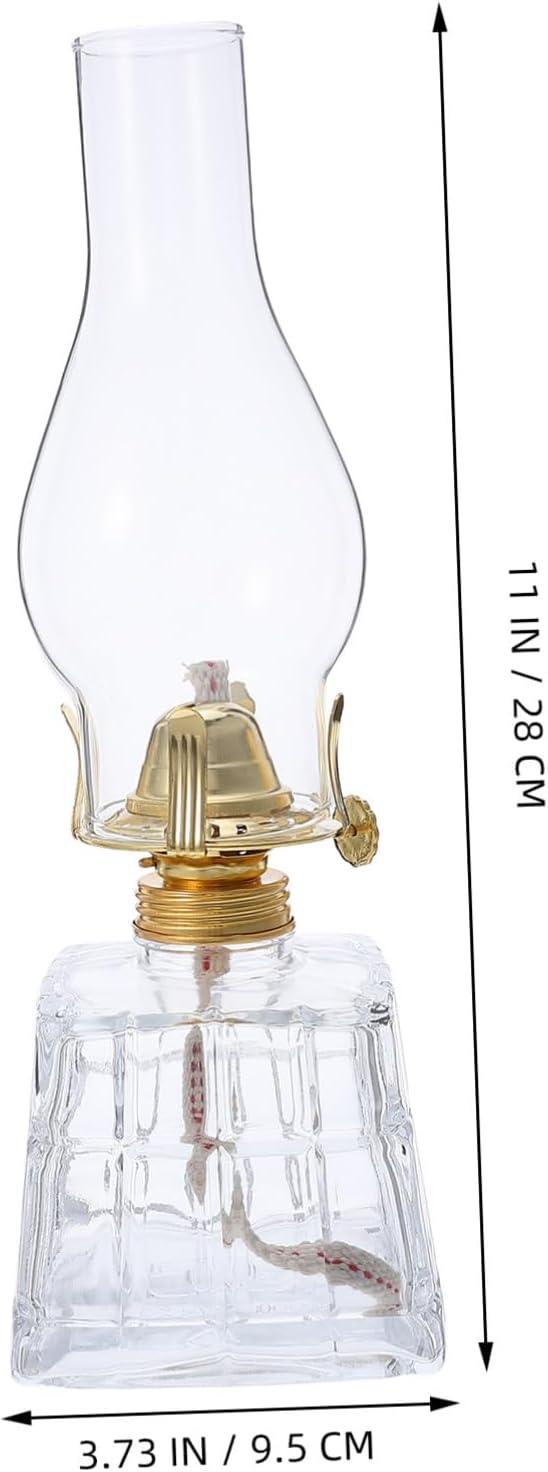 Garneck Vintage Kerosene Lantern Rustic Clear Glass Oil Lamp for Indoor Outdoor Use Portable Handcrafted Emergency Lighting with Soothing Soft Glow and Classic Hurricane Design