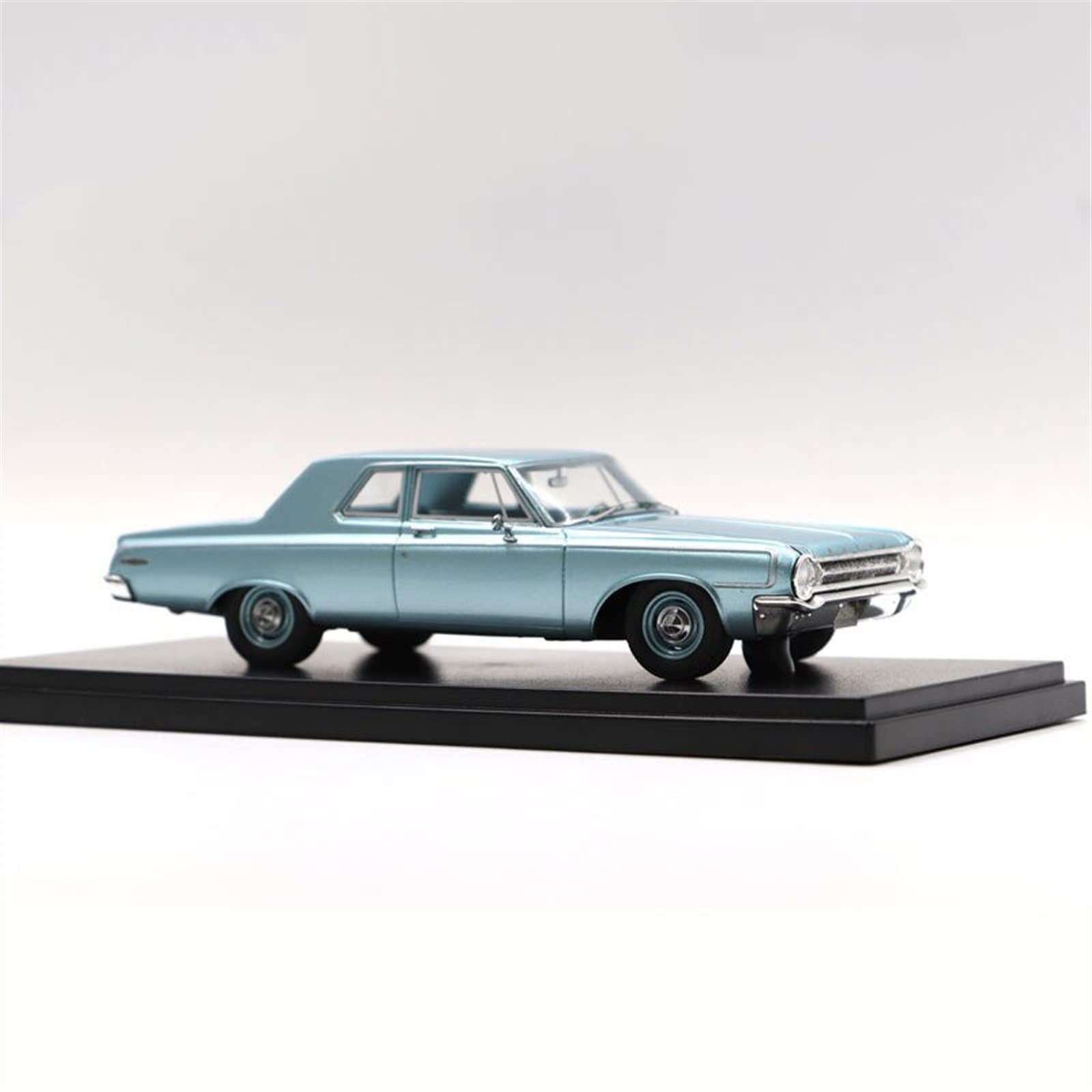 Amazon.co.jp: モデルカーのおもちゃ 1:43 ダッジ 330 1964 クラシック