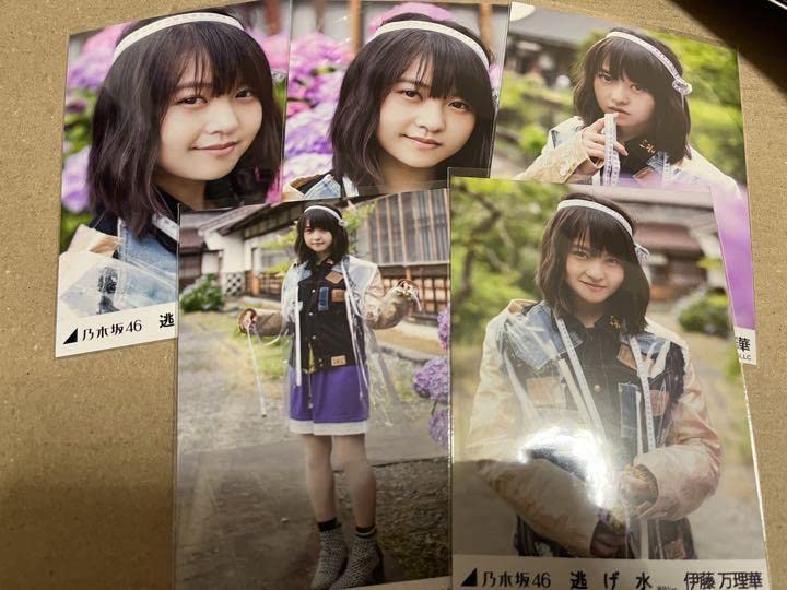 乃木坂46 生写真 伊藤万理華 Amazon.co.jp: 伊藤万理華 乃木坂46卒業 Lサイズ写真10枚 : おもちゃ