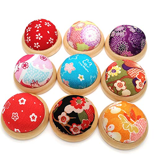 BaoST 1 Pc Wooden Bottom Base Needle Pin Cushion Sewing Pin Cushions Pillow Sewing Craft Stitch Holder for Handy Needlework DIY Craft Random Color
