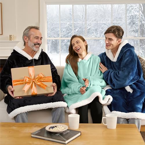 Giggling Getup Wearable Blanket Hoodie for Women Men Gifts for Women Mom Wife Sherpa Fleece Hooded Blanket Sweatshirt Cozy Sherpa Wearable Throw with Pocket & Sleeves for Adult Standard Light Green