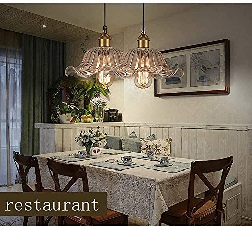 Iluminación decorativa para techos pequeños que soluciona la falta de espacio 4