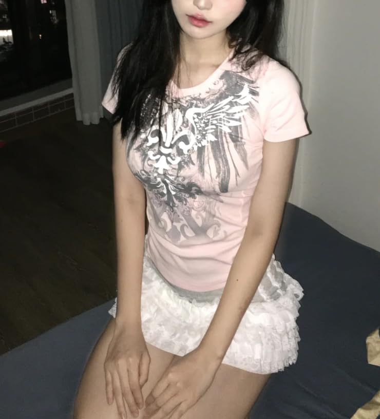 Womens Y2K Gothic Graphic V-Neck Slim Fit T-Shirt Grunge Vintage Short Sleeve Trendy Crop Tops3