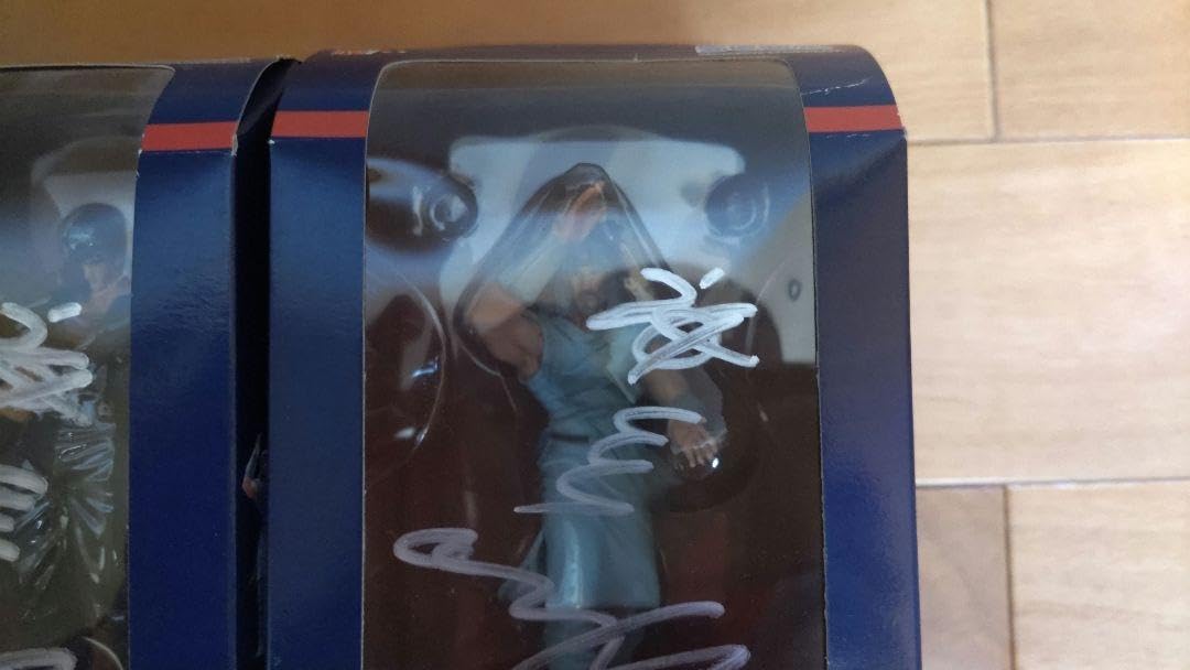 Amazon.co.jp: 北斗の拳フィギュア神谷明氏サイン入り）3点セット 