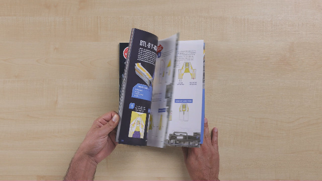 Klutz Star Wars Folded Flyers: Make 30 Paper Starfighters Craft Kit