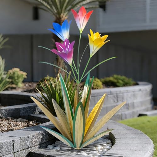 Image of TOMBABY 32.28 Inch Metal Agave Plant Outdoor Decoration Lily Mexican Yard Art Garden Gift Home Decor Hand Painted Metal Agave Garden Yard Statue (1pc, Grass Green)
