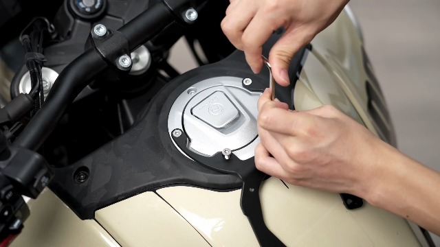 Amazon.com: Rhinowalk Motorcycle Tank Bag Adapter Base with Strong