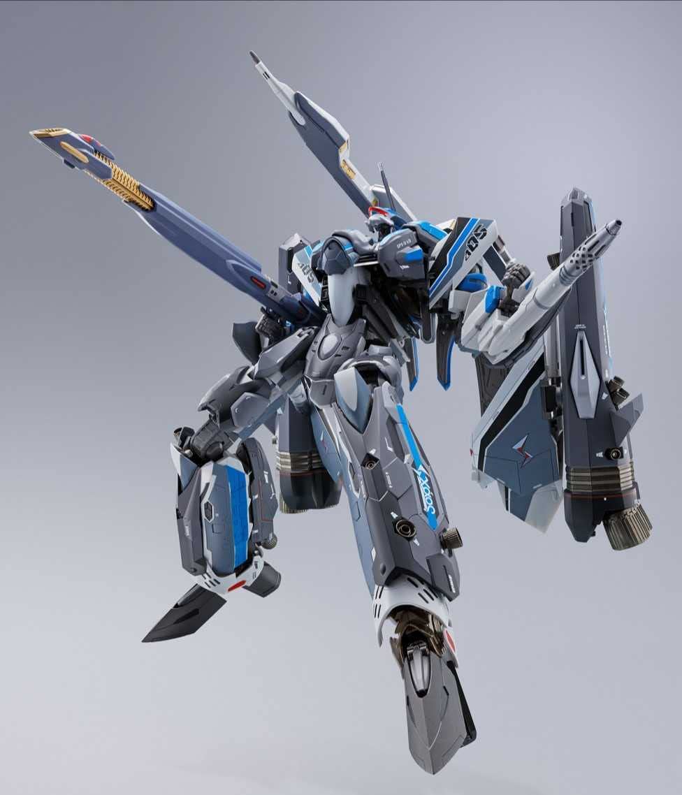 Amazon | DX超合金 劇場版マクロスΔ 初回限定版 VF-31AX
