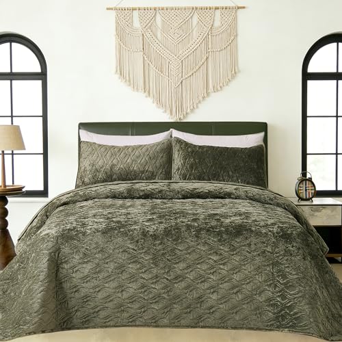 LR Rocaloca Premium Quality Velvet Quilted Bedding Set King Size Comforter 98x106 Cozy Solid Bedspread 3 PCS with 20x36 Pillow Shams Ultra-Soft Feel All Season Comfort,Army Green