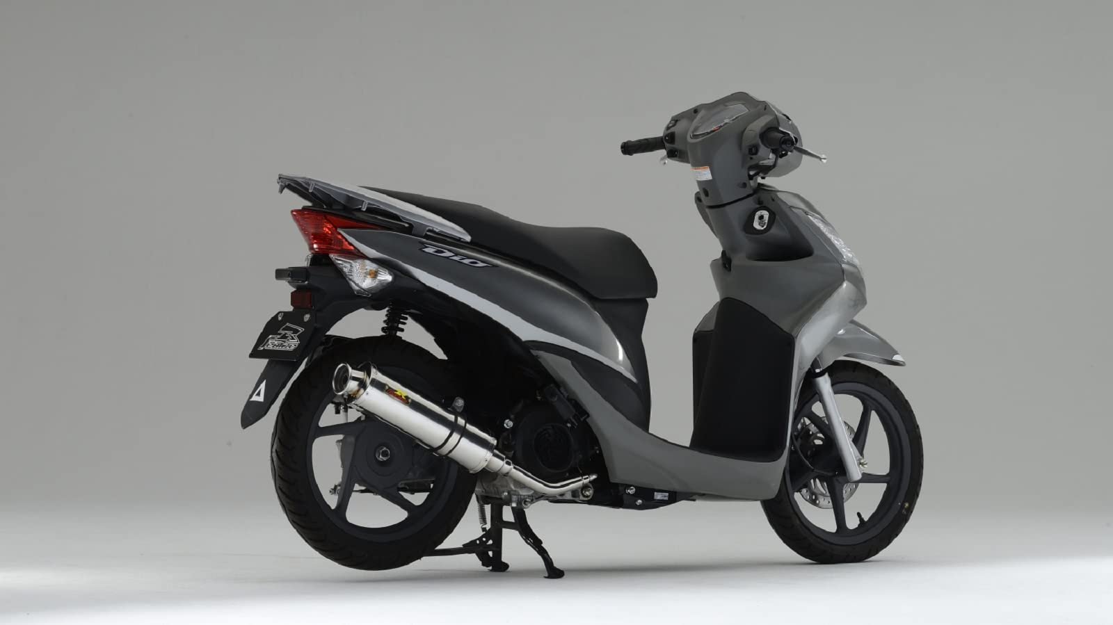 【k.k.k様】ホンダ Dio110(JF31)用　リアライズ マフラー Amazon | Realize Dio110 ディオ110 バイクマフラー EBJ-JF31