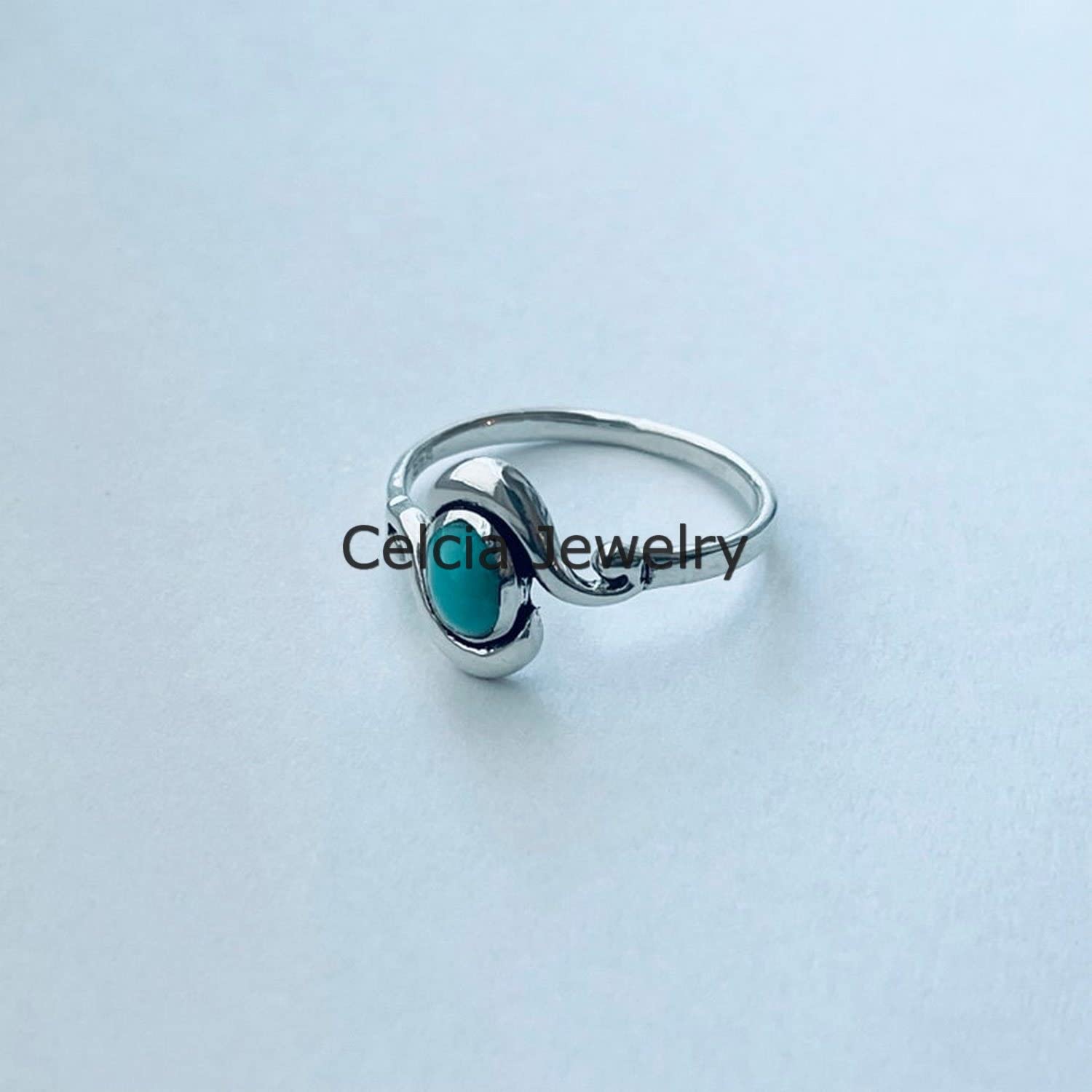 Anillo turquesa moderno de plata de ley maciza, anillo bohemio, anillo de Bali, anillo delicado, anillo elegante, anillo minimalista, anillo del día de la madre, regalos de piedra natal de diciembre