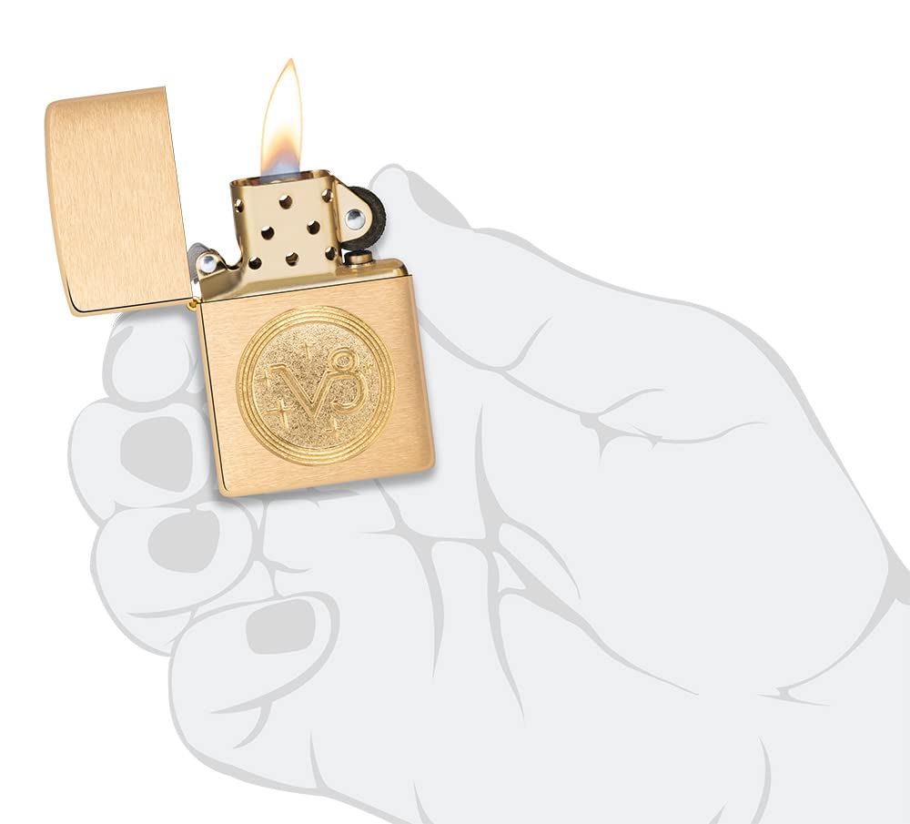 Zippo Encendedor a Prueba de Viento - Emblema Capricornio, Zodiaco - Acabado en Latón Cepillado - Recargable - Reutilizable - Caja de Regalo Hecho en EEUU - Exclusivo de Amazon