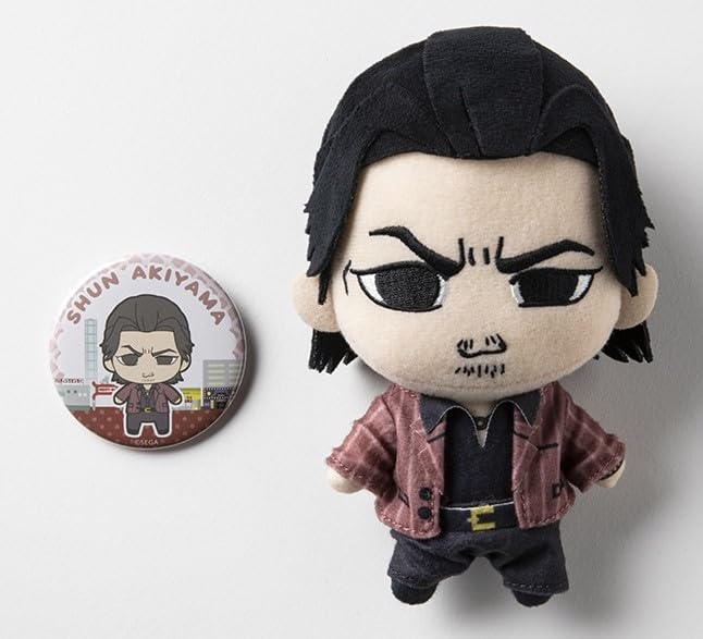 Amazon.co.jp: 秋山 駿 ぬいぐるみ ＆ 缶バッジ セット 龍が如く 4