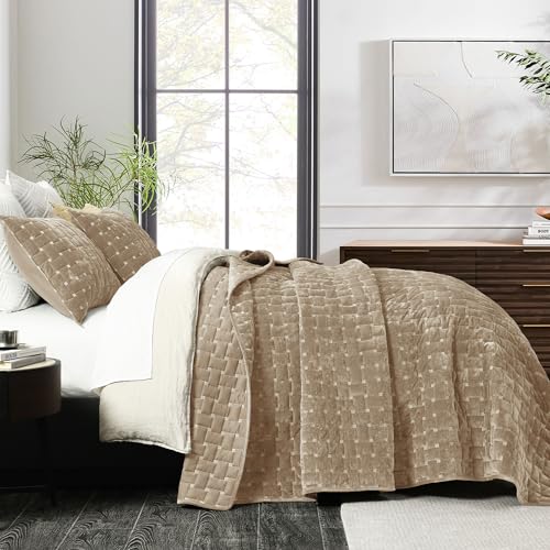 Image of Grassix Velvet Quilt Set Queen Size, Luxury Geometric Design, Beige Taupe | Lightweight Velvet Comforter with 2 Pillow Shams, Ultra Soft Bedspread Coverlet, Quilted Bedding Set for All Seasons, 90 inchx96 inch