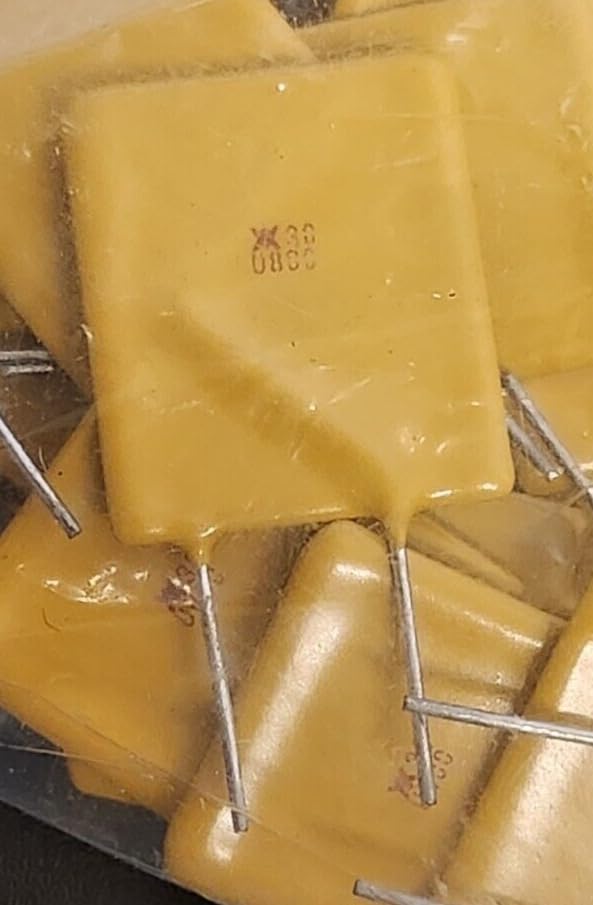 (250 PCS) RUE800 Compatible with TYCO Compatible with PTC Reset Fuse 30V 8A Radial