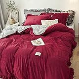 Dieser Überwurf fällt sehr gut und verleiht Ihrem Zimmer einen Hauch von Luxus. 