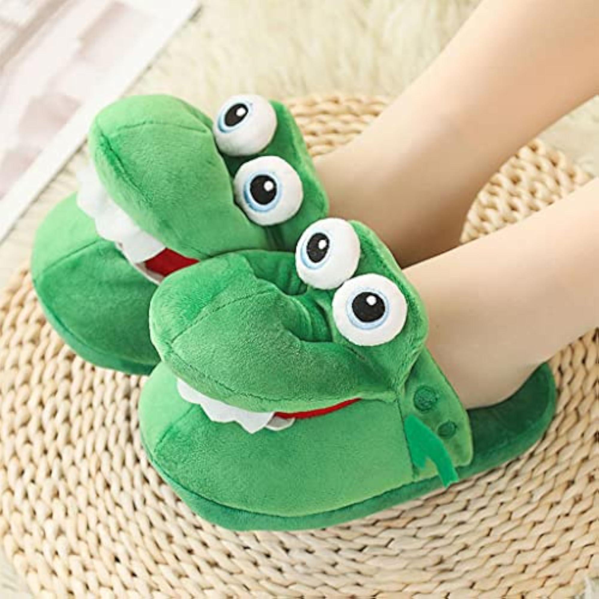 Winter Warm Crocodile Shape Indoor Slippers, Size 38-39
