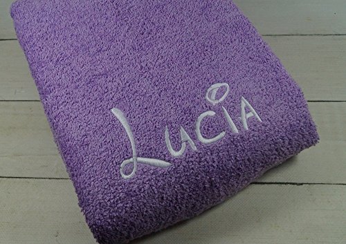 Handtuch mit Namen bestickt Duschtuch Geschenk Handtuch 550 g/m2 (70 x 140 cm, Lila) (140013)