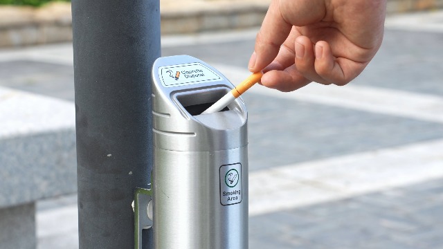 vandal proof cigarette bins Lockable Wall Mounted Metal Ashtray. Space saving cigarette bin suitable  for outdoor use in communal smoking areas or smoking shelters at a pub,  bar, office, restaurant, cafe or nightclub : Home & Kitchen