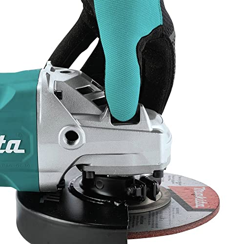 Makita GA7081 7