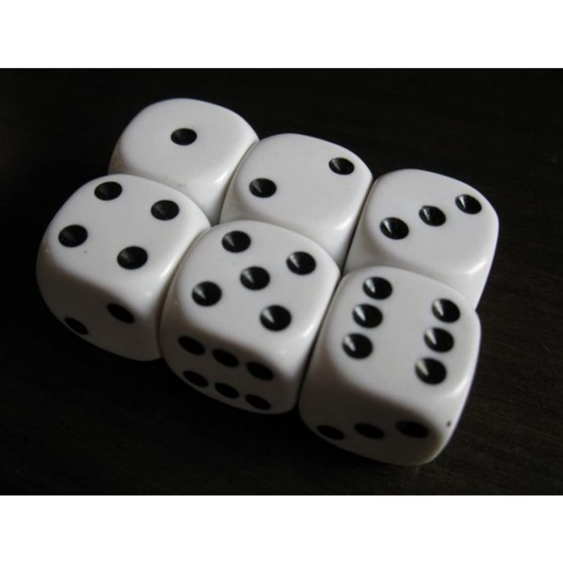 100 Pezzi da Dadi Bianchi da 8 mm Set di Dadi Bianchi con Punti Neri cubi da Gioco da Date a 6 da Faccia a 6 Lati per Le Forniture per Le Forniture per Feste