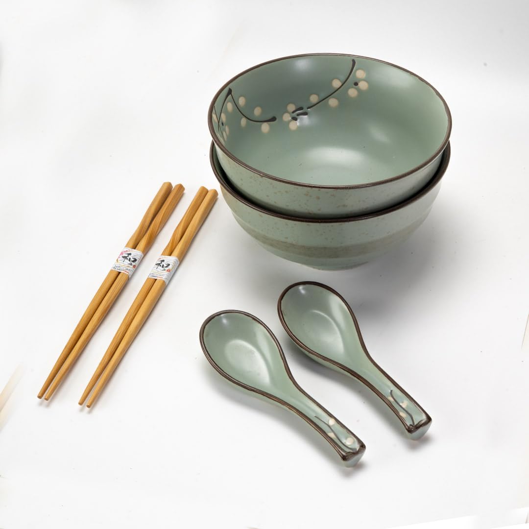 Hinomaru Collection Juego de 6 cuencos de porcelana de calidad con diseño de cerezo Sakura de 591 ml para fideos de arroz Tayo multiusos con cuchara a juego y palillos de bambú (Soshun Sakura)