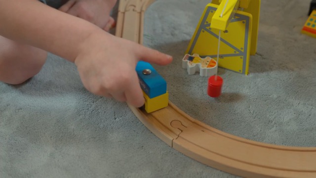 Amazon.com: 60PCS Wooden Train Set - Toy Magnetic Trains with