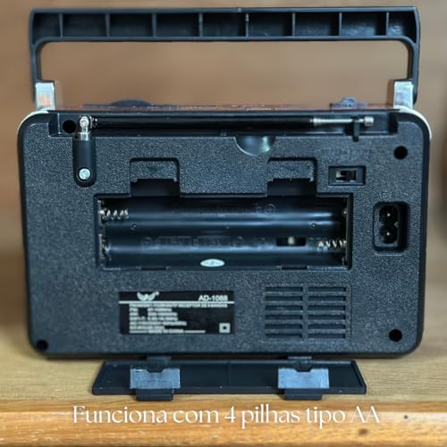Radio Am Fm Retro De Pilha Vintage Portatil Recarregavel Tomada Bivolt (Marrom)