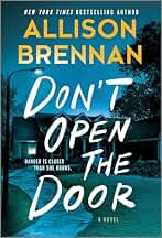 Don't Open the Door: A Novel: 2 (Regan Merritt Series, 2)