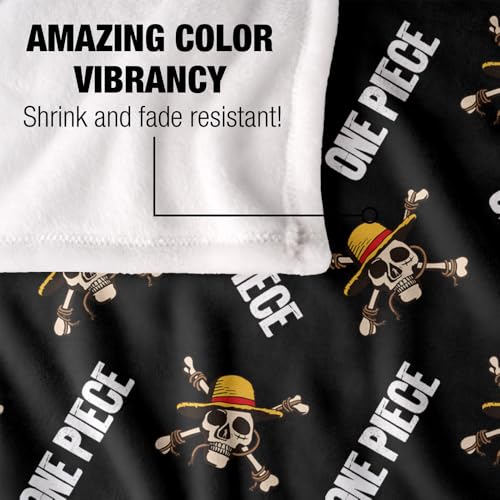 One PieceEinteilige, Optimalweiche Kuscheldecke mit Jolly-Roger-Muster, Silky Touch, 152 x 127 cm