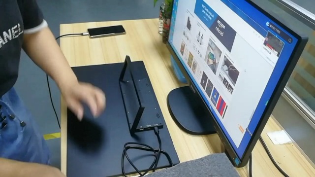 【開封済・未使用】Tpsmtdis　18.5インチポータブルモニター　ブラック② Amazon.co.jp: Tpsmtdis 18.5インチ ポータブルモニター、ラップトップ