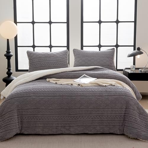 COTTEBED Warm Boho Tufted Sherpa Comforter Set, Grey, Twin/Twin XL by COTTEBED - Used condition - CA$57.84