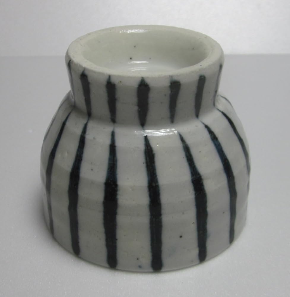 Mino Ware Sencha Tea Bowl, Tokusa Glaze