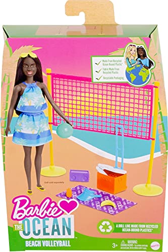 Barbie GYG18 - Loves the Ocean Volleyballspaß Spielset mit Volleyballnetz und Zubehör aus recyceltem Kunststoff, Spielzeug Geschenk für Kinder von 3 bis 7 Jahren – Bild 7