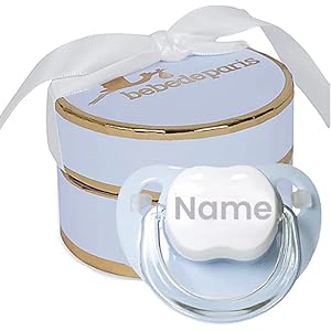 BebeDeParis Chupete Bebé Personalizado con Nombre, para bebé de 0-6 Meses, Chupete con Tetina de Silicona Libre de BPA Presentado en una bonita Caja Vintage Blanca.