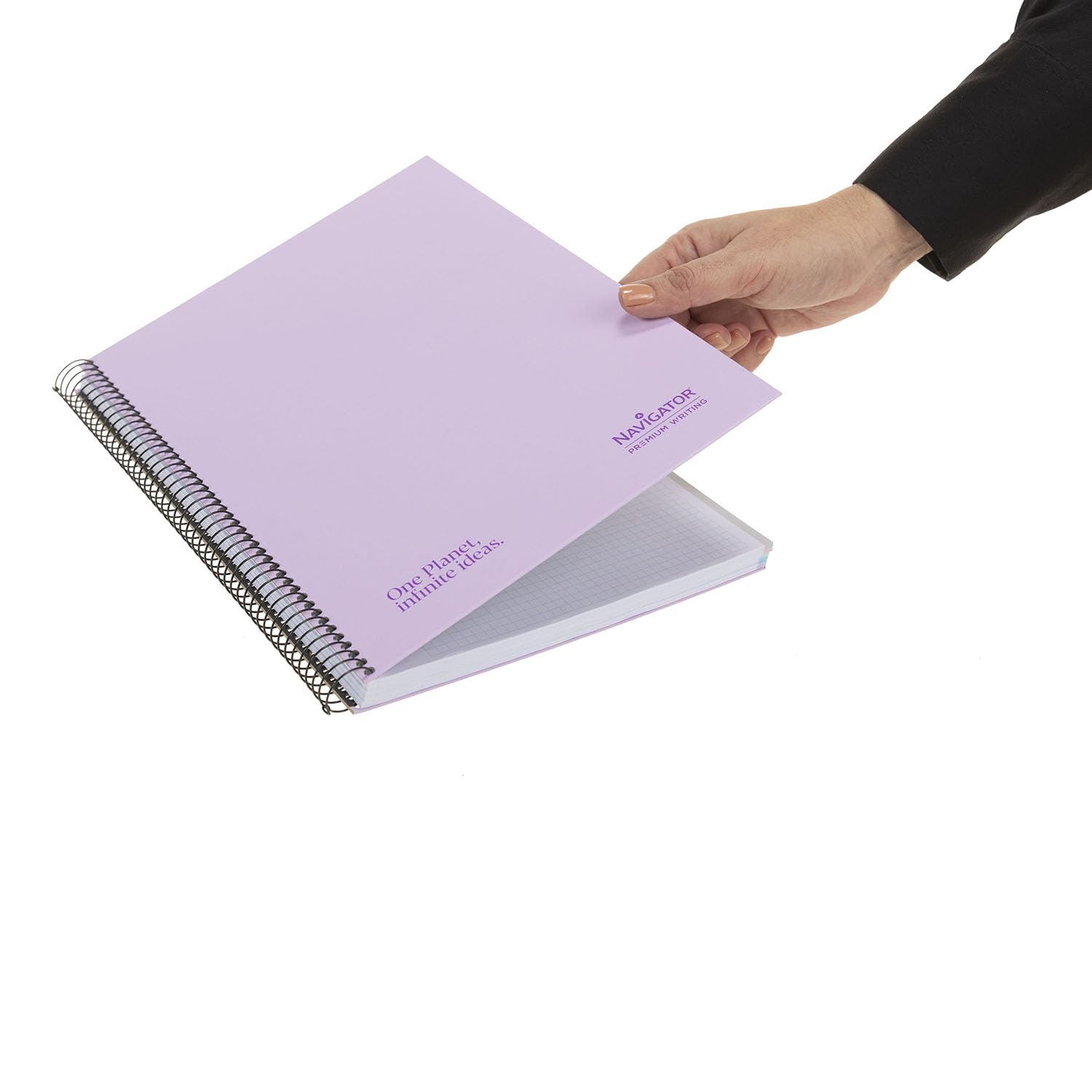 Navigator Carnet A4 + quadrillé 5 x 5 | Couvercle extrudé | Lavande | Bord 5 couleurs | Papier 80 g | 120 feuilles microperforées 4 perceuses | Spirale Fermeture Coil-Lock | Papier Premium Writing