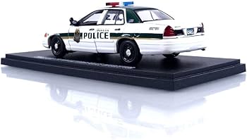 Amazon | グリーンライト 1/43 2006 フォード クラウン ビクトリア