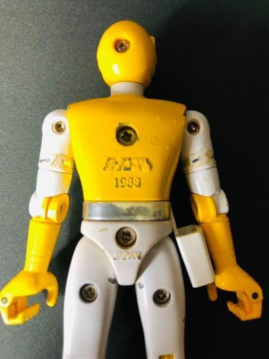 1988年製 超合金 超獣戦隊ライブマン Amazon.co.jp: 超合金 超獣戦隊ライブマン イエローライオン 1988