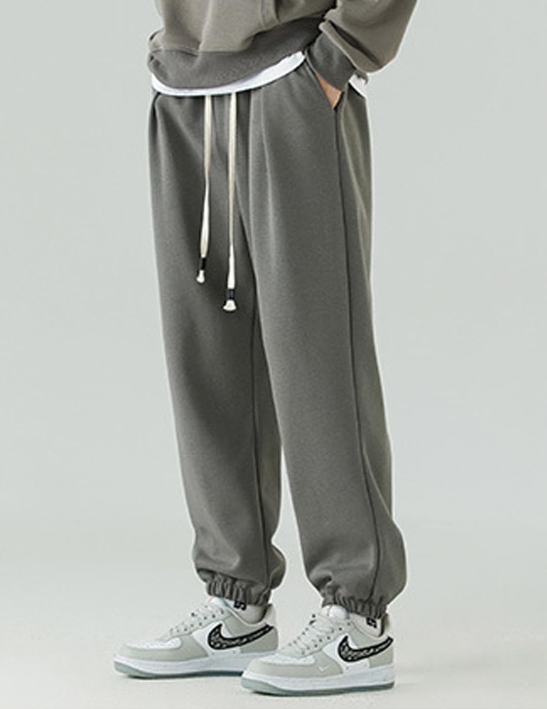 Men's Casual Joggers Yoga Sweatpants Loose Fit Workout Athletic Pants with Pockets Drawstring Gym Running Sweat Pants