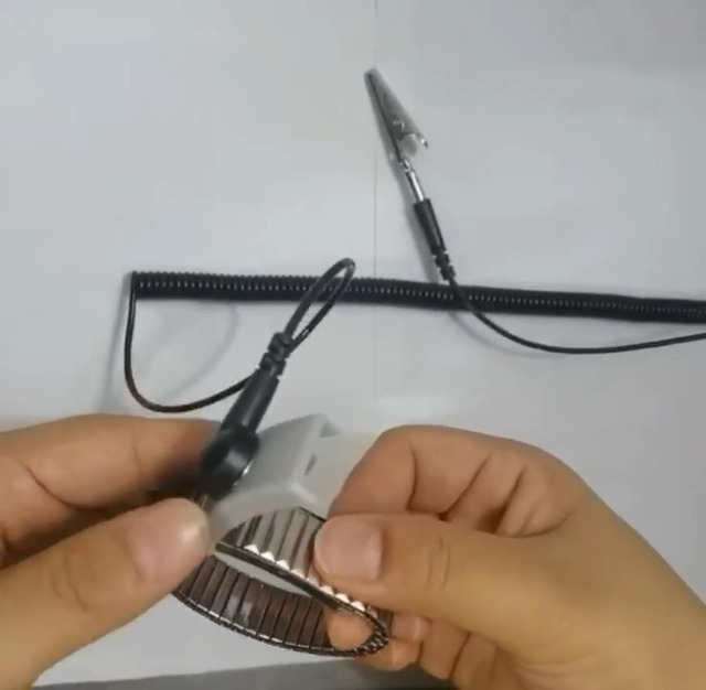 Image of Adjustable Length ESD Metal Anti Static Wrist Strap ESD Supplies
