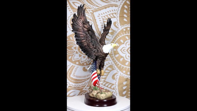 Estatua Decorativa Águila Calva Americana 18 pulg miniatura 7