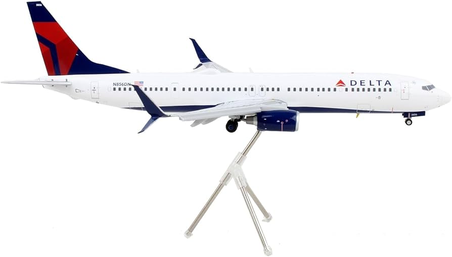Amazon.com: GeminiJets G2DAL1115F Delta Air Lines Boeing 737-900ER