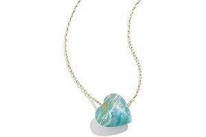 Juno Pendant Necklace: The Heart of Sophisticated Elegance