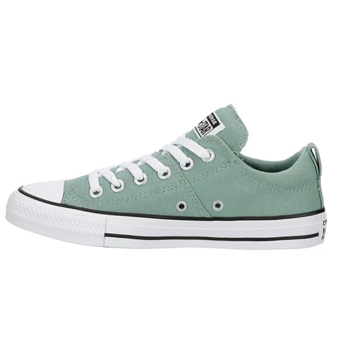 ConverseUnisex Chuck Taylor All Star Madison Low Canvas Sneaker - Lace up Closure Style - Green White